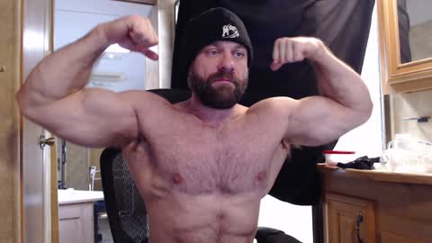 9 fat inches online show from 01/31/25, 08:54