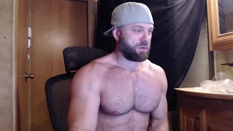 9 fat inches online show from 02/01/25, 03:52