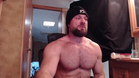 9 fat inches online show from 02/08/25, 11:02