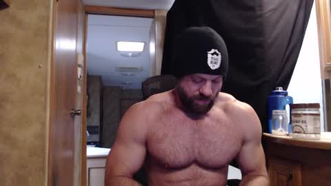 9 fat inches online show from 03/08/25, 06:47