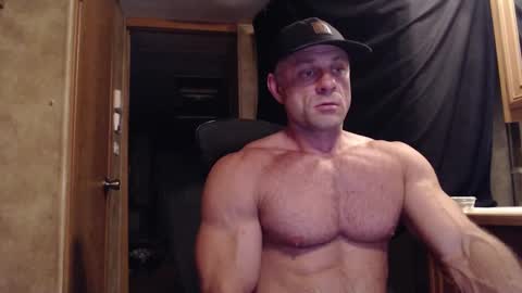 9 fat inches online show from 09/17/25, 12:45