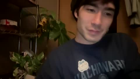 Snapshot of 9thislandd chatting on 02/24/25, 04:04 9thislandd online show from 02/24/25, 04:04