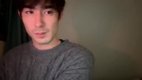 Snapshot of 9thislandd chatting on 12/18/25, 11:49 9thislandd online show from 12/18/25, 11:49