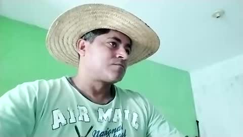 9vinhocamshow online show from 02/12/25, 12:12