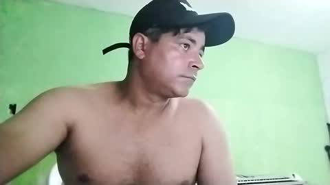 9vinhocamshow online show from 02/15/25, 09:37