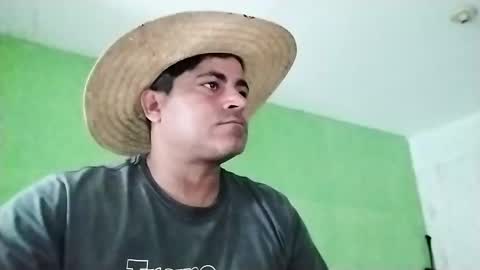 9vinhocamshow online show from 02/17/25, 12:05