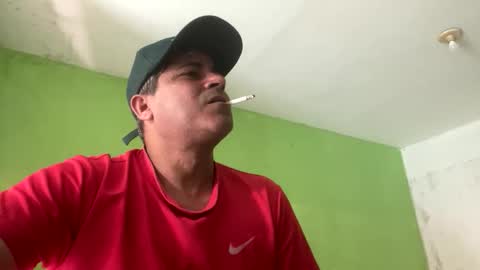 9vinhocamshow online show from 10/02/25, 12:01