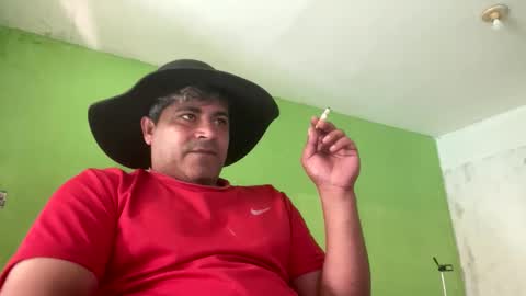 9vinhocamshow online show from 10/14/25, 11:11