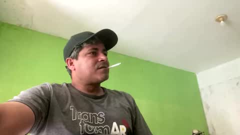 9vinhocamshow online show from 10/16/25, 11:11