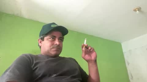 9vinhocamshow online show from 11/16/25, 10:43