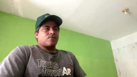 9vinhocamshow online show from 11/17/25, 11:16