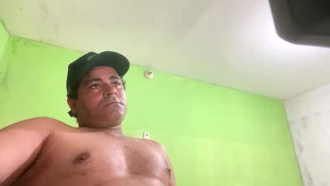 9vinhocamshow online show from 11/17/25, 11:21