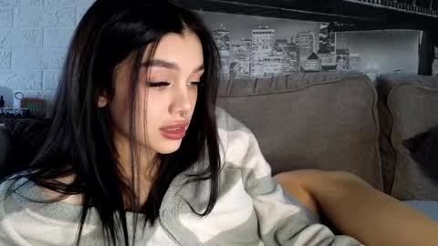 KARINA online show from 10/23/25, 11:20