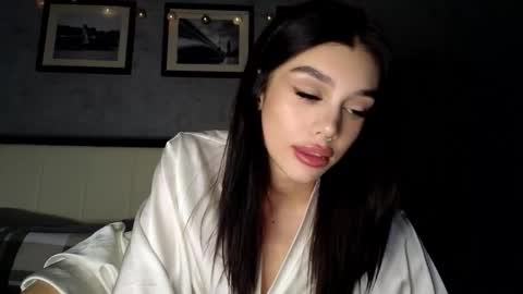 KARINA online show from 11/22/25, 02:38