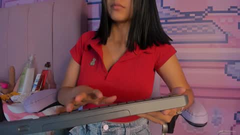 Alice  online show from 10/15/25, 02:33