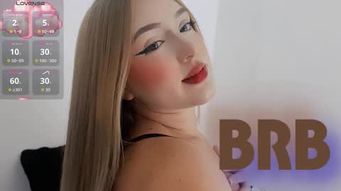 Snapshot of _abby_cooper_ chatting on 10/13/25, 12:38 Abby Cooper online show from 10/13/25, 12:38