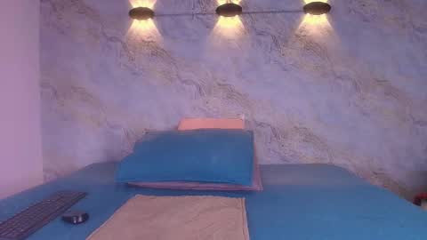  abby rouss online show from 11/13/25, 03:16