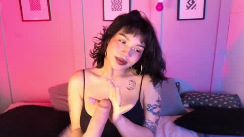 Snapshot of _abigaill_1 chatting on 02/01/25, 05:18 abigaill online show from 02/01/25, 05:18