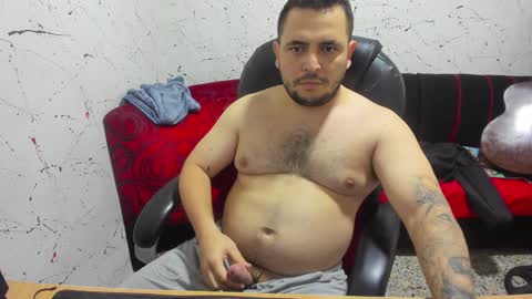 Snapshot of _ace_ventura chatting on 01/05/25, 03:45 ---- online show from 01/05/25, 03:45