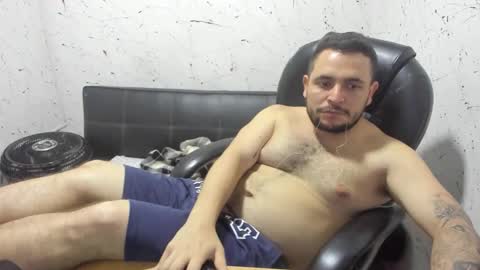 Snapshot of _ace_ventura chatting on 11/03/25, 04:03 ---- online show from 11/03/25, 04:03