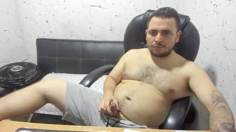 Snapshot of _ace_ventura chatting on 11/08/25, 05:29 ---- online show from 11/08/25, 05:29