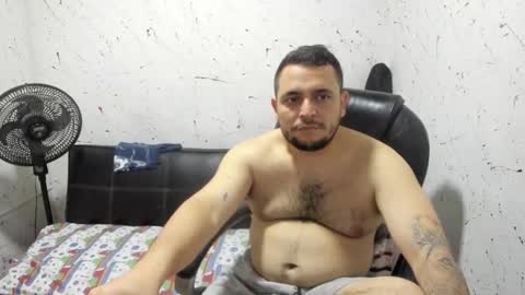 Snapshot of _ace_ventura chatting on 12/14/25, 05:35 ---- online show from 12/14/25, 05:35