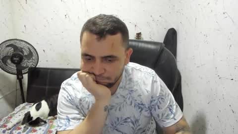 Snapshot of _ace_ventura chatting on 12/22/25, 03:42 ---- online show from 12/22/25, 03:42