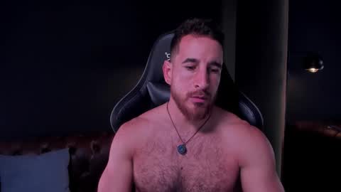 _adamcoper_ online show from 11/19/25, 10:43