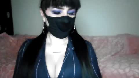Adela online show from 12/11/24, 06:52