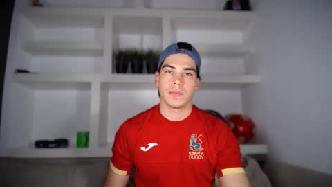 Snapshot of _aesthetic chatting on 11/13/25, 03:22 _aesthetic online show from 11/13/25, 03:22