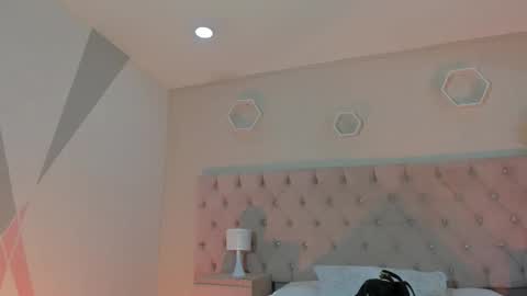 Agatha online show from 12/22/25, 07:38