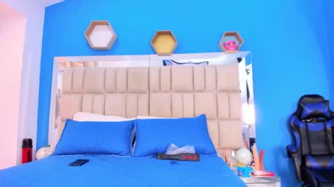 _alana_johnson online show from 09/27/25, 12:32