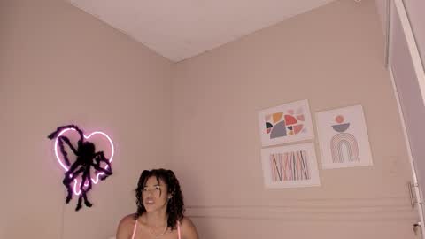 _aleja_x online show from 11/01/25, 11:34