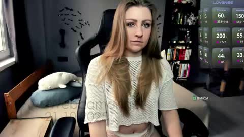 Aleksandra online show from 10/21/25, 12:17