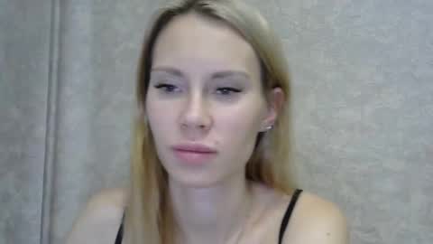 Snapshot of _alex1819 chatting on 11/28/25, 09:50 _alex1819 online show from 11/28/25, 09:50