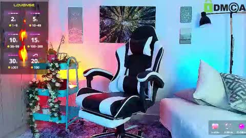 Snapshot of _alex_carter chatting on 10/31/25, 10:05 alex carter online show from 10/31/25, 10:05