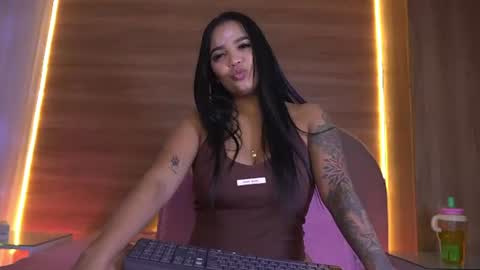 Snapshot of _alexaa_20 chatting on 07/22/26, 11:57 Alexa online show from 07/22/26, 11:57