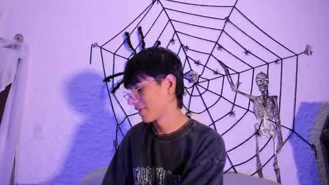 Alexander online show from 10/10/25, 10:42