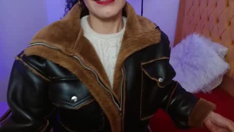 Snapshot of _alexandrajones chatting on 02/14/25, 06:34 Alexandra online show from 02/14/25, 06:34