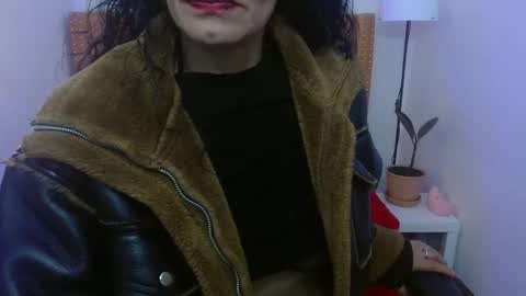 Snapshot of _alexandrajones chatting on 02/17/25, 08:19 Alexandra online show from 02/17/25, 08:19