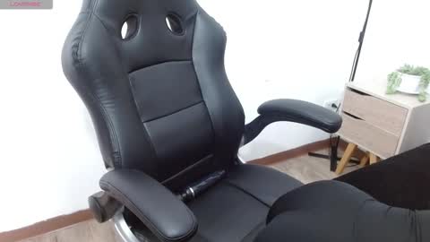 Snapshot of _alexandrajones chatting on 09/14/25, 12:59 Alexandra online show from 09/14/25, 12:59