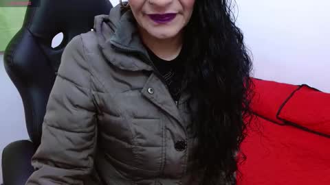 Snapshot of _alexandrajones chatting on 10/20/25, 03:07 Alexandra online show from 10/20/25, 03:07