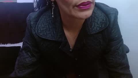 Snapshot of _alexandrajones chatting on 10/27/25, 12:47 Alexandra online show from 10/27/25, 12:47