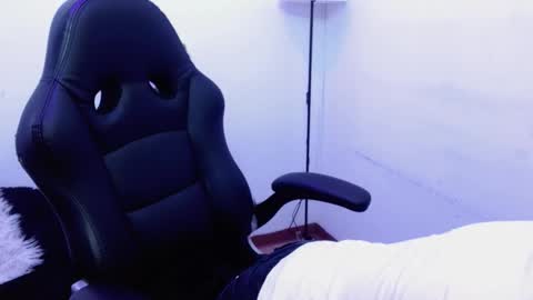 Snapshot of _alexandrajones chatting on 11/15/25, 02:53 Alexandra online show from 11/15/25, 02:53