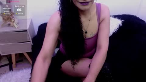 Snapshot of _alexandrajones chatting on 11/16/25, 10:26 Alexandra online show from 11/16/25, 10:26