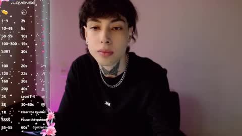 _alexblunt_ online show from 12/21/24, 06:02