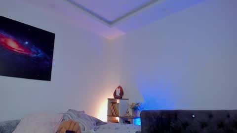 Snapshot of _alicelewis chatting on 03/12/25, 02:45 Alice online show from 03/12/25, 02:45