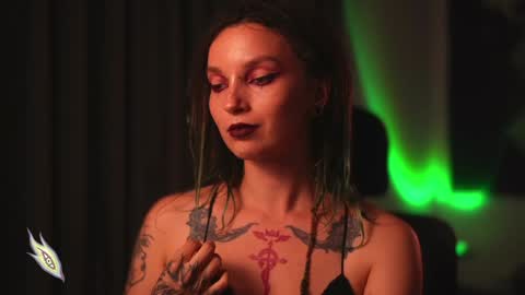 Snapshot of _alicemorrison_ chatting on 01/10/25, 04:09 Alice Morrison Mistress Datura online show from 01/10/25, 04:09