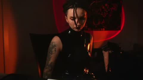 Snapshot of _alicemorrison_ chatting on 06/18/26, 06:12 Alice Morrison Mistress Datura online show from 06/18/26, 06:12