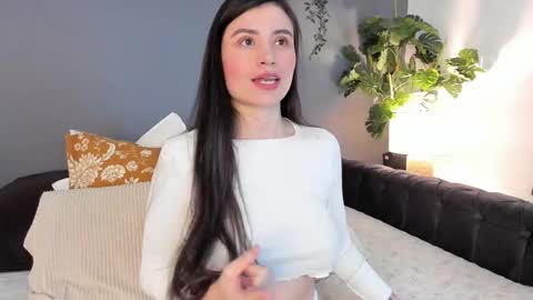 Snapshot of _aliice_1 chatting on 03/01/25, 02:15 Alice online show from 03/01/25, 02:15